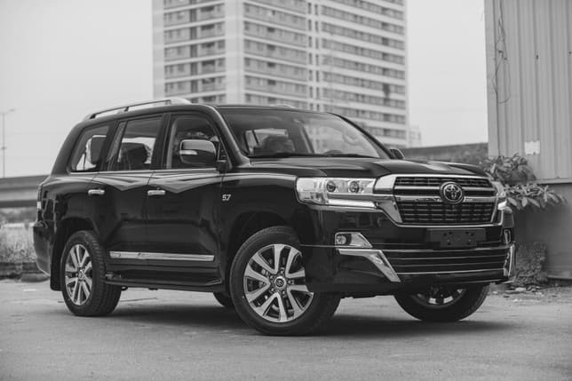 VeLux Ride — Seamless airport transfers, full-day rentals and secure interstate travel — your journey, perfected.